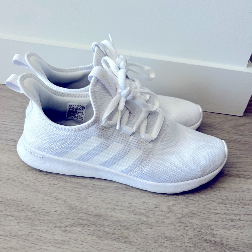 Adidas Cloudfoam Women’s Sneakers